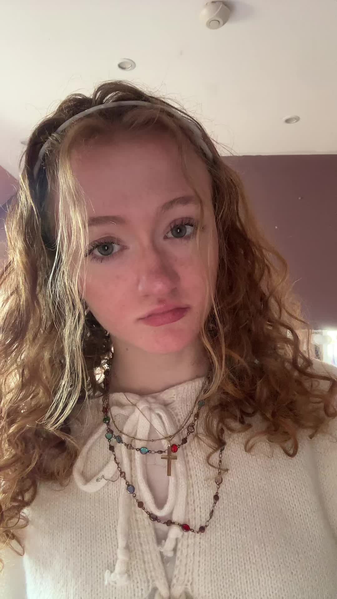 @𝓒𝓱𝓵𝓸𝓬𝓱𝓮𝓽𝓽𝓮