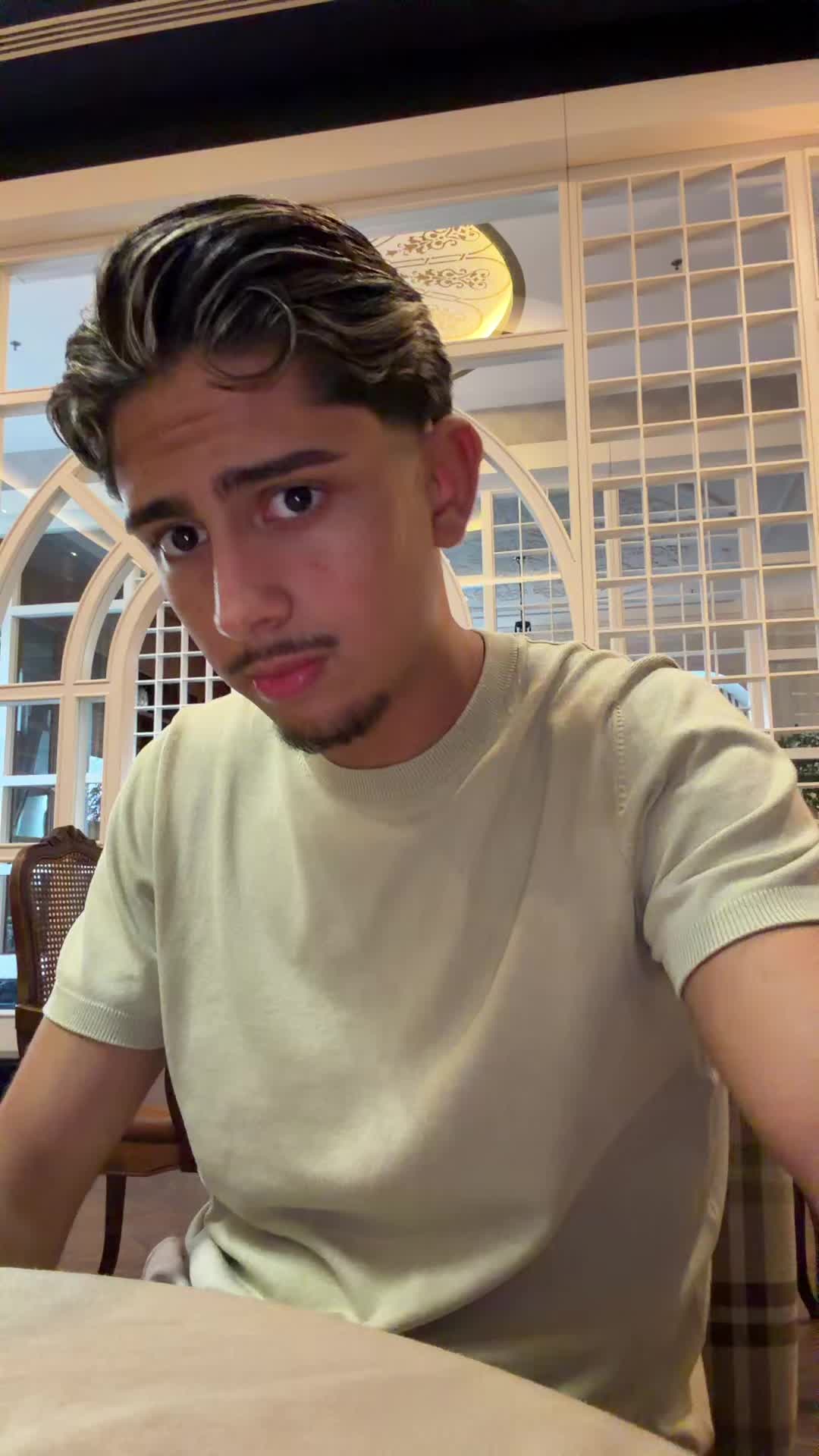 @🥥