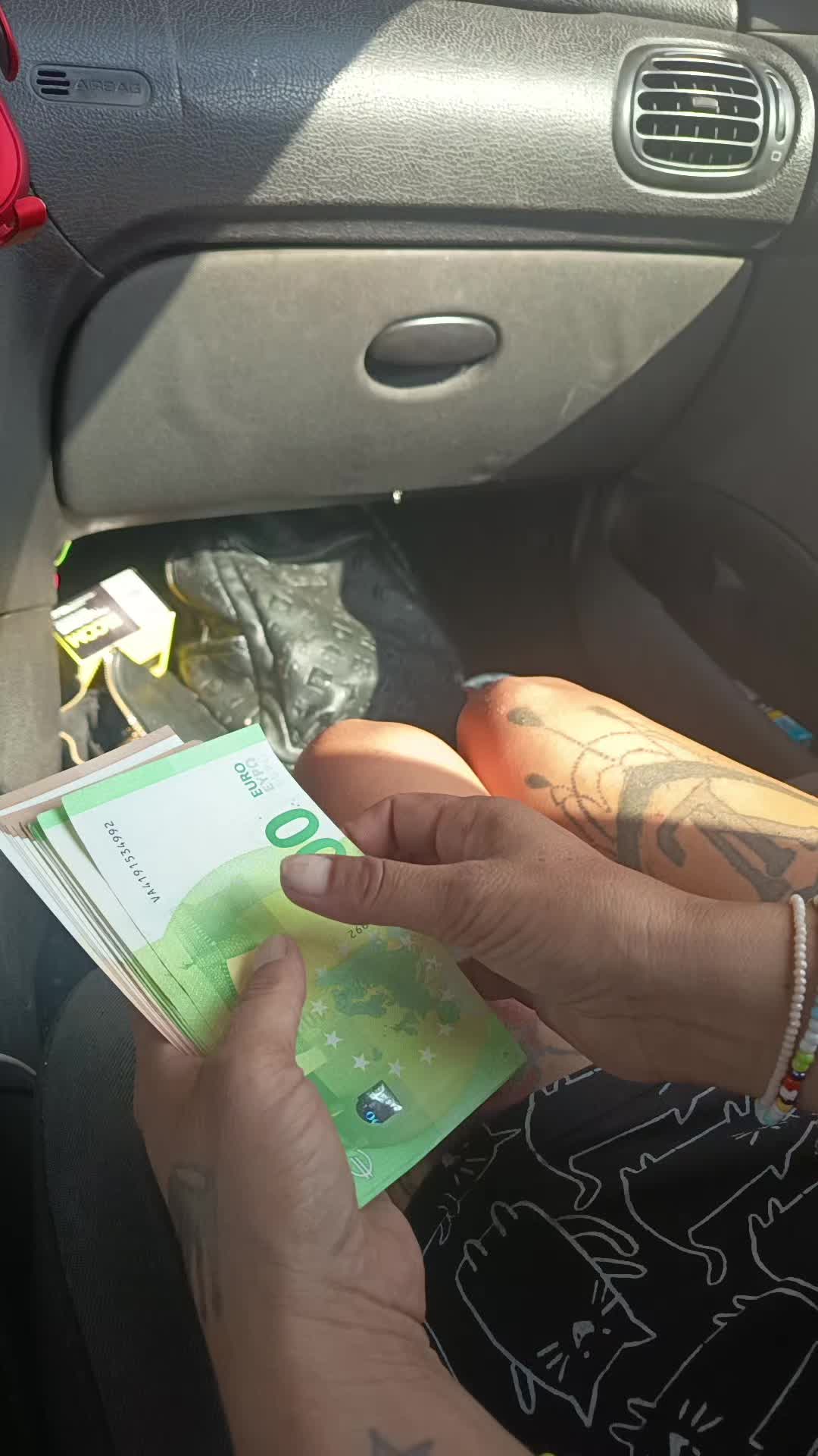 @Malessera