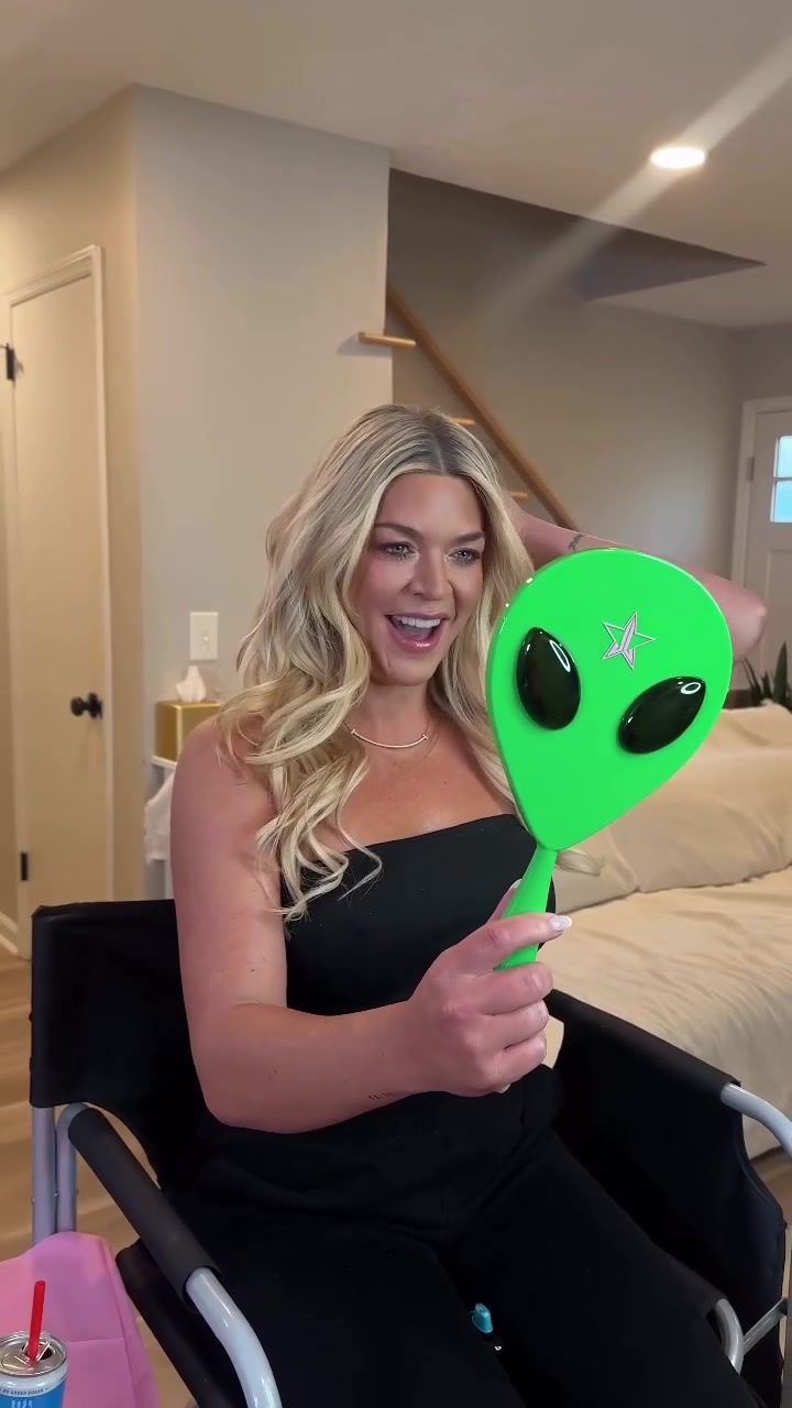 @glamuptv