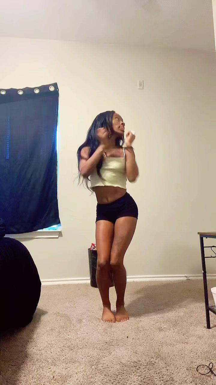 @Brenaagurlll