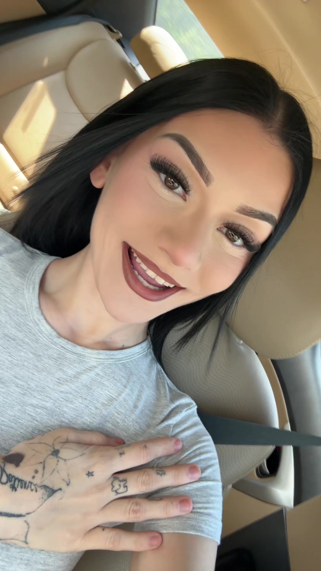 @yurfavoritewhitebih