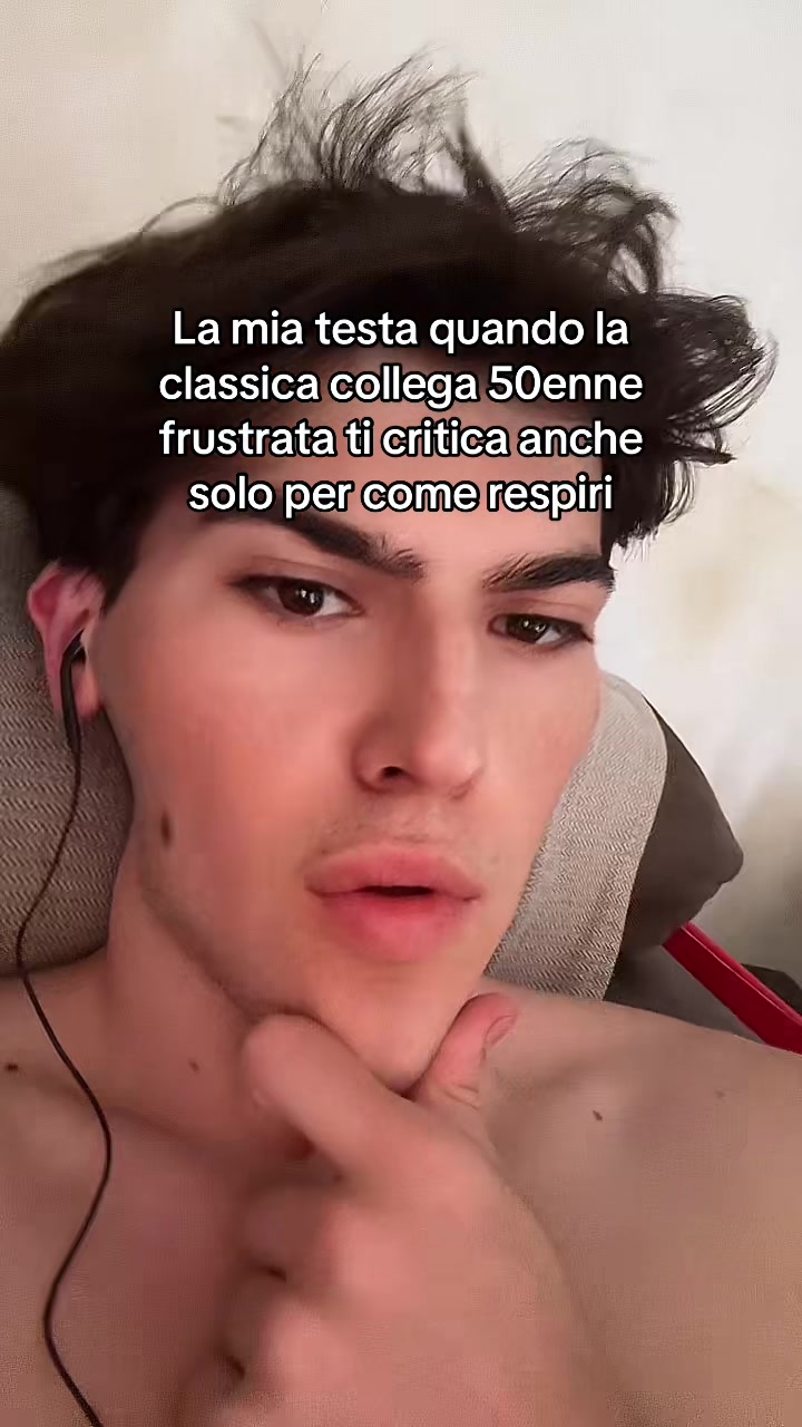 @axomirt