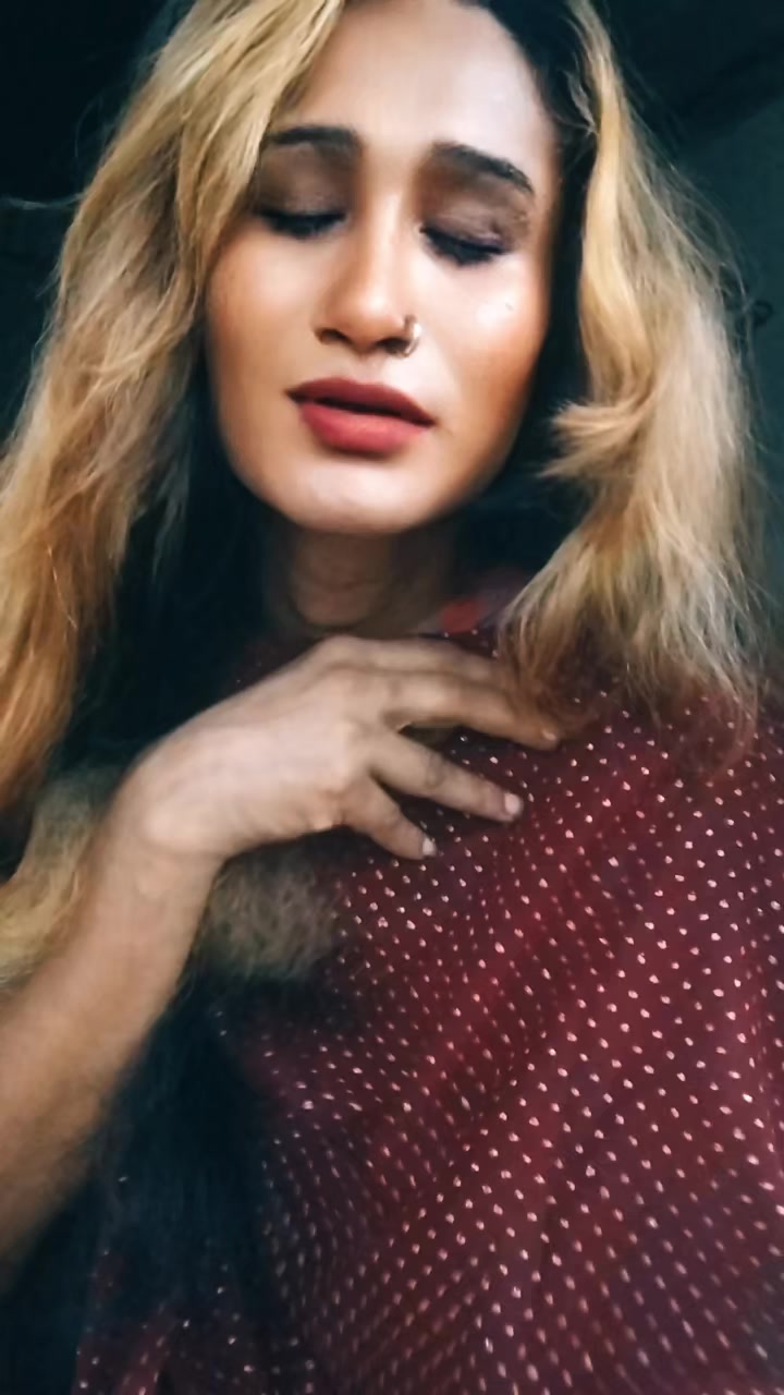 @සන්ජනා සේනානායක