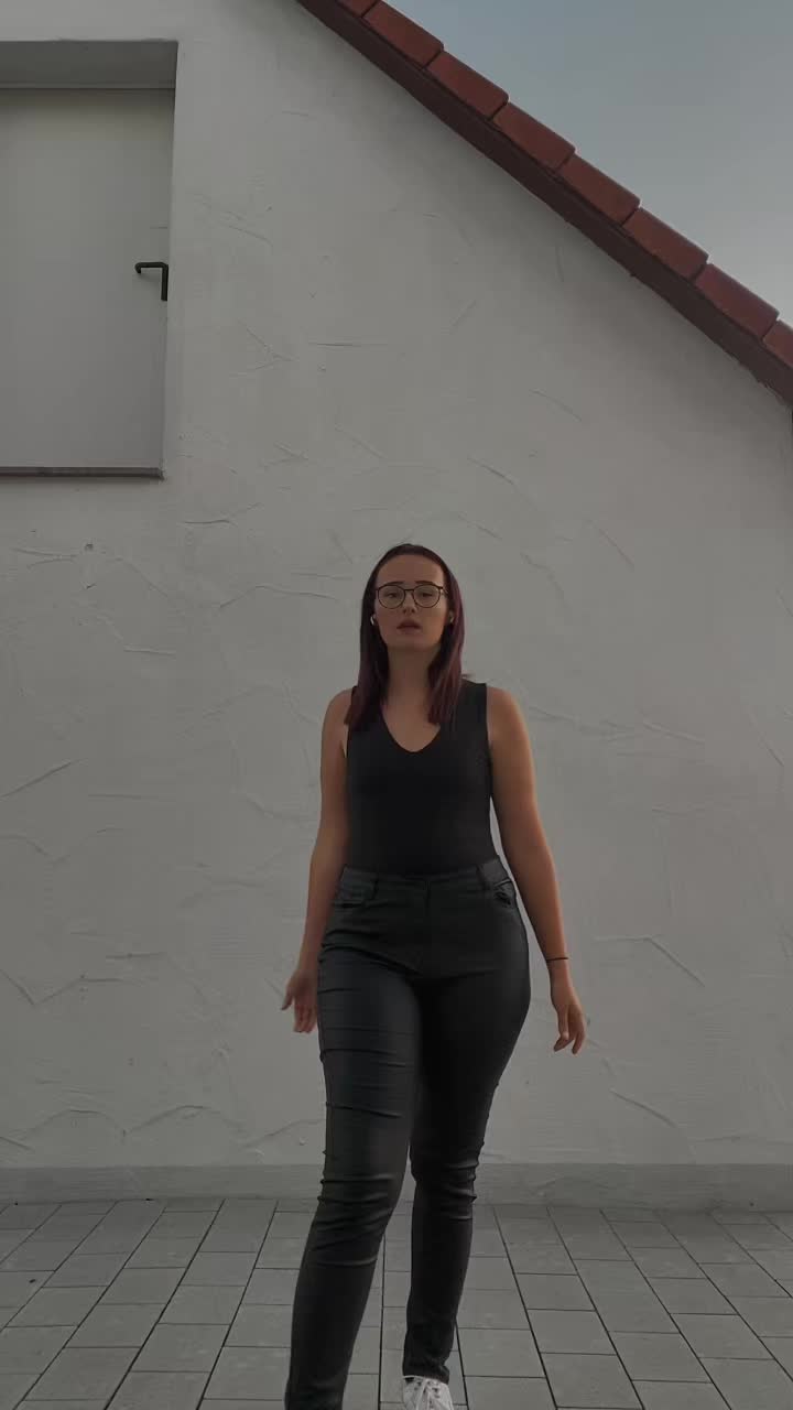 @Mariella
