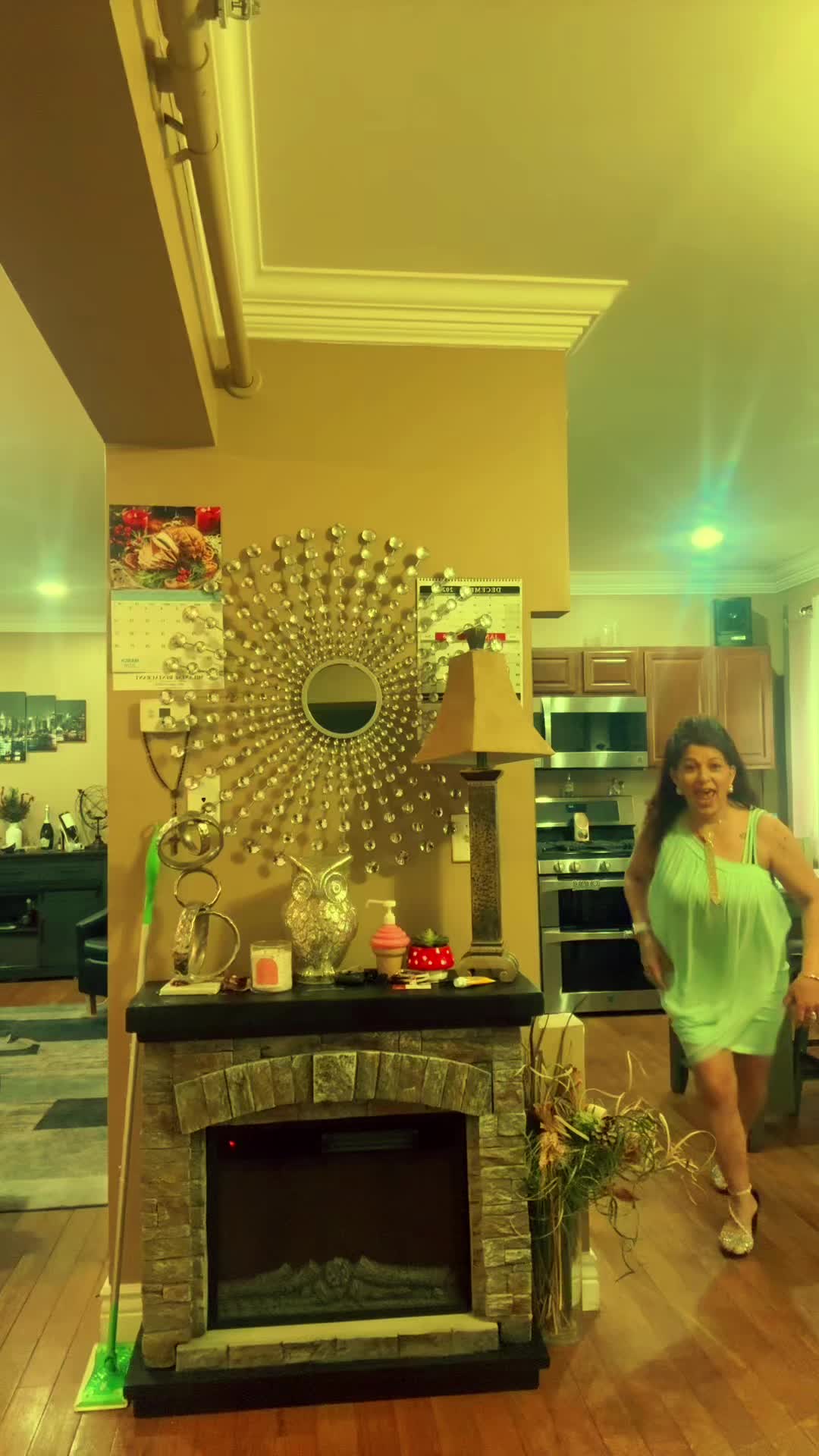 @Lina Tiesi
