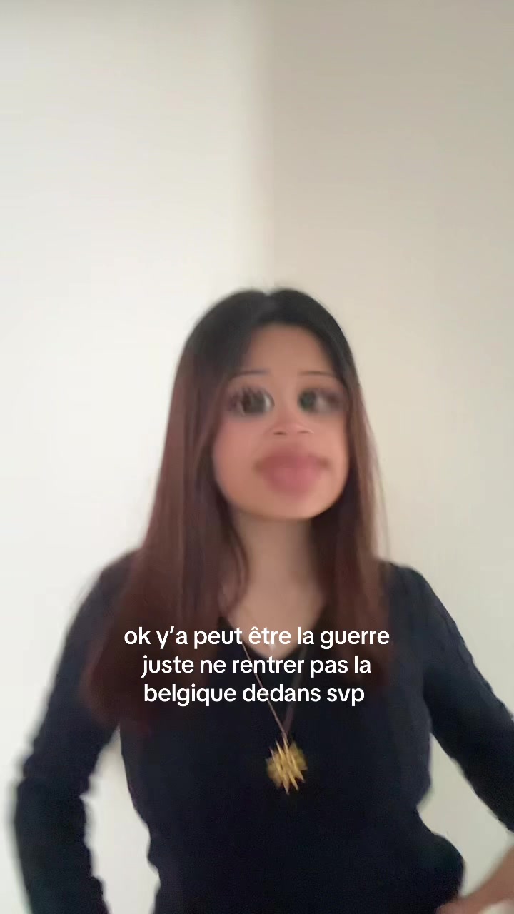 @𝑬𝒎𝒆𝒍𝒊𝒏𝒆
