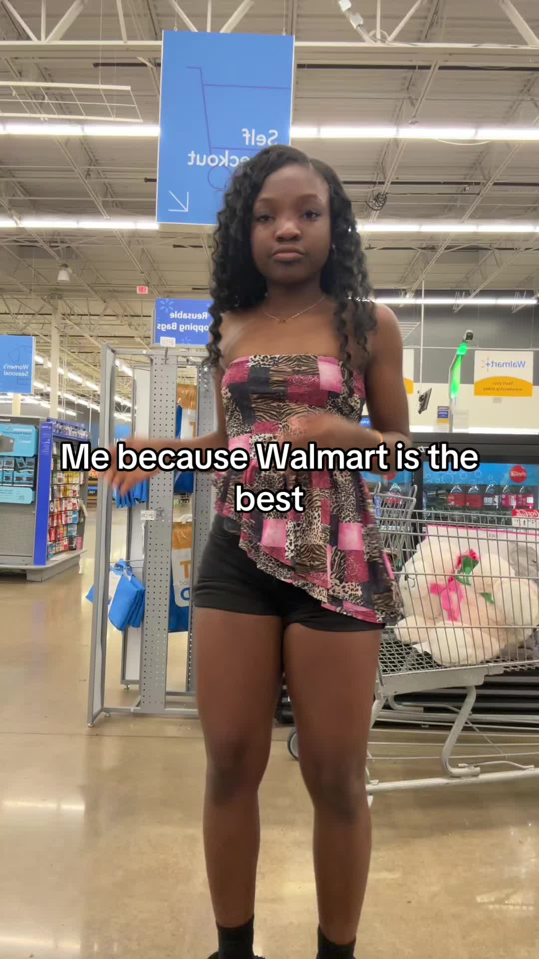 @shesdonlyonee