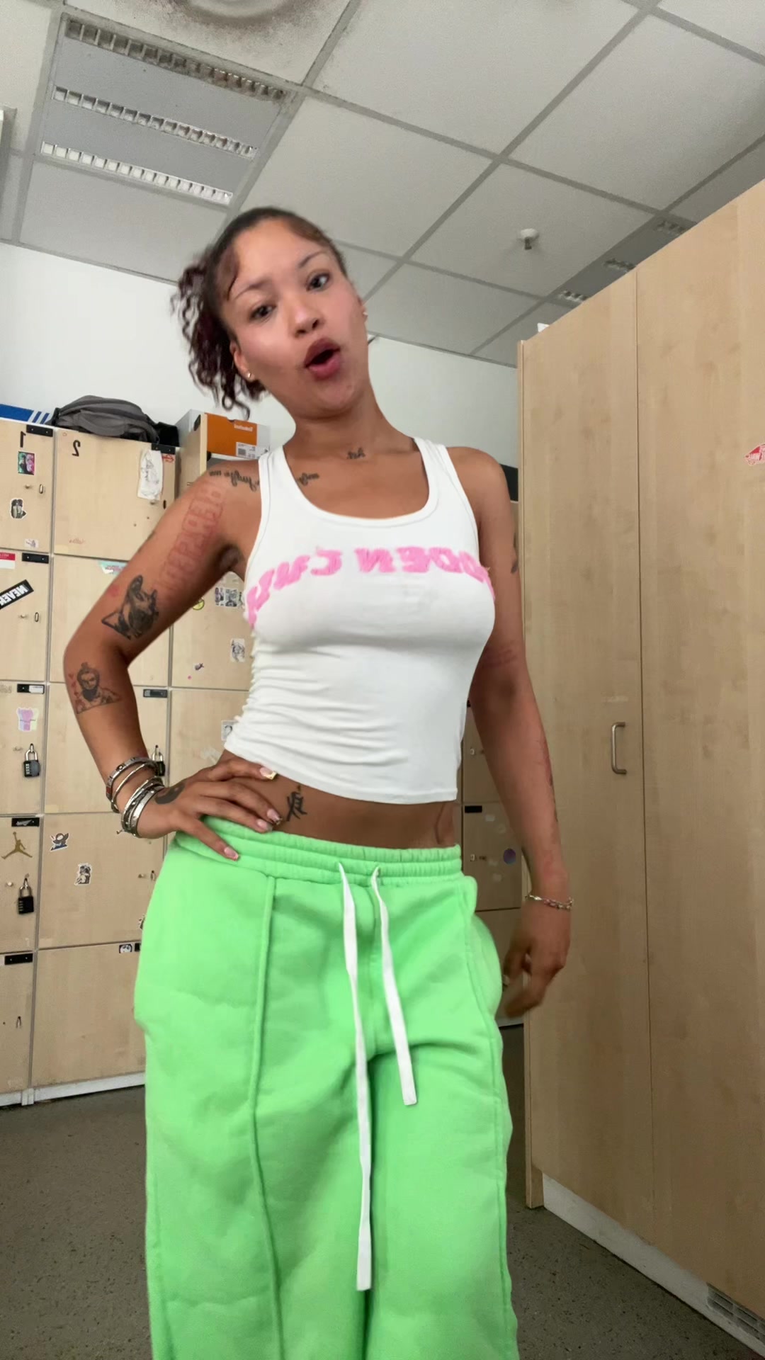 @urgirllovesmyswag