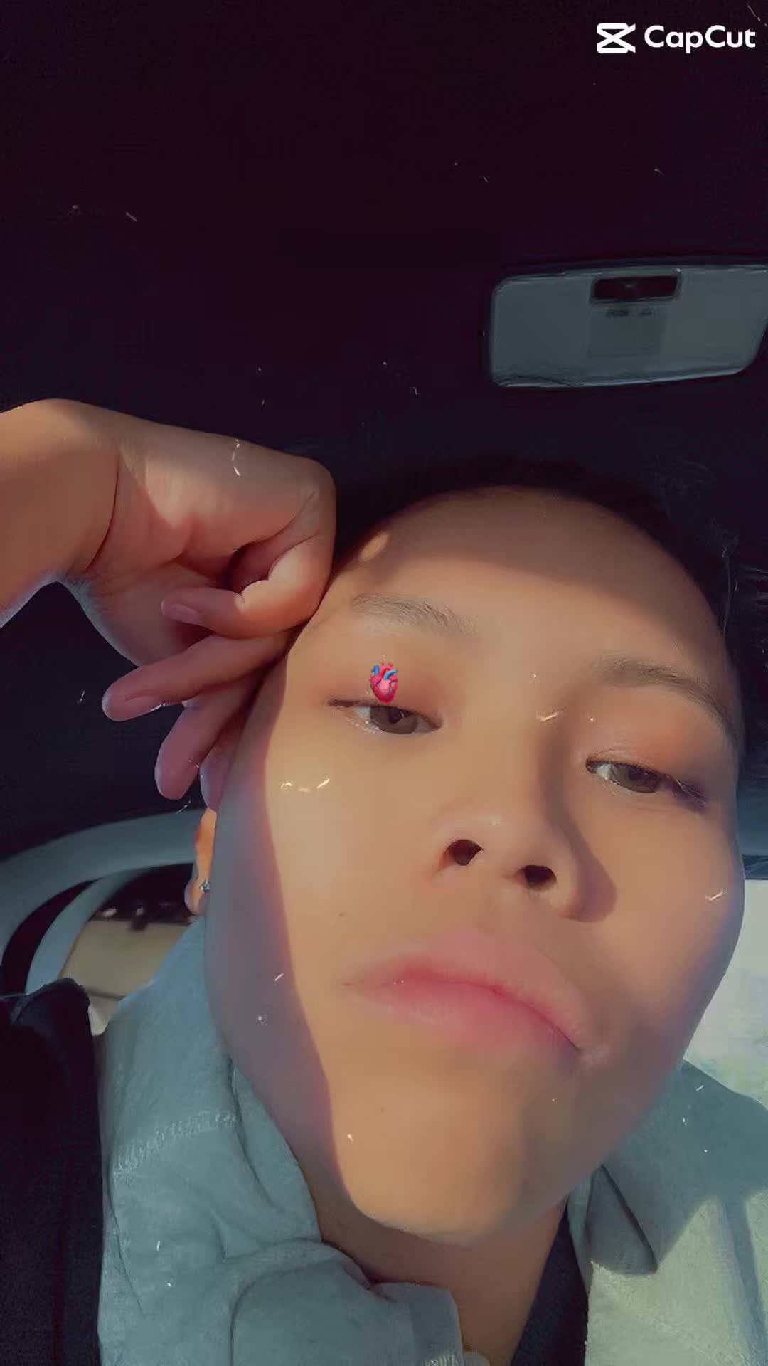 @UnCensored_DayDay