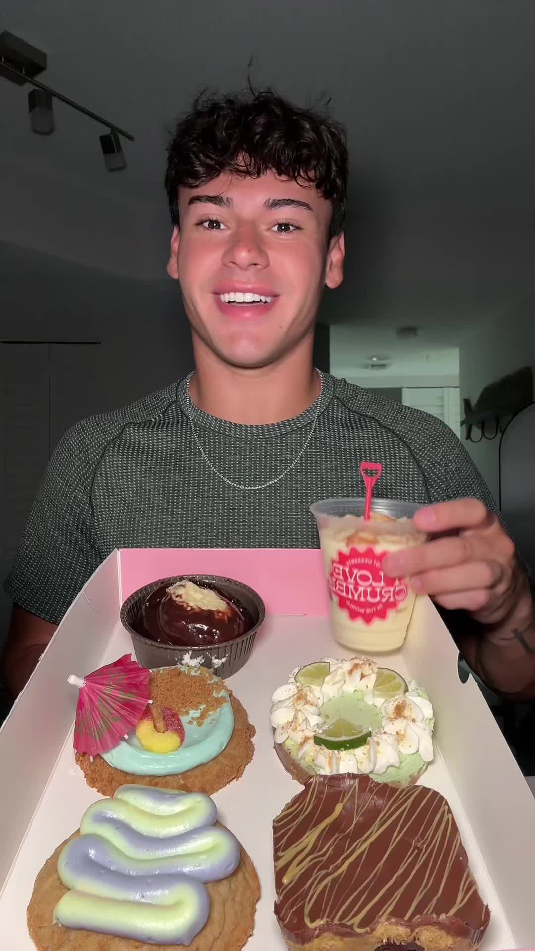 @dylaneatss_