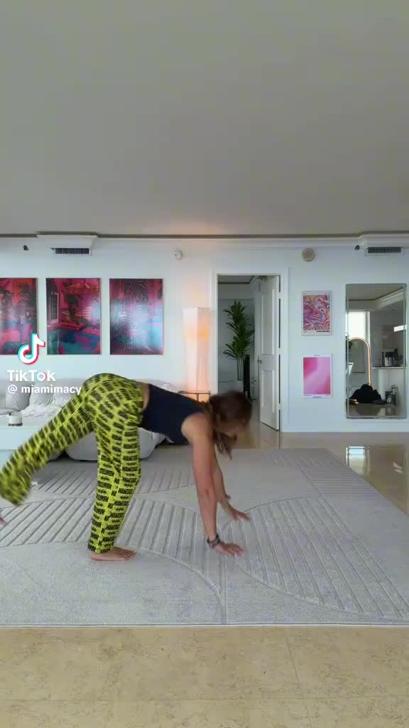 @amg173867