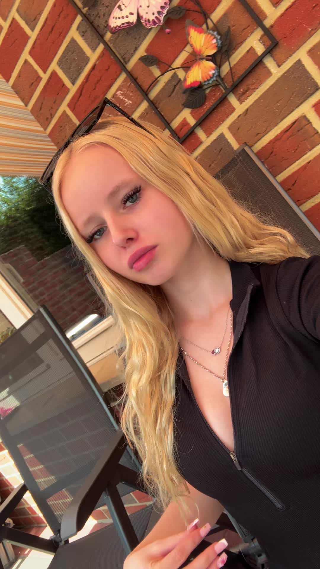 @Johanna<3