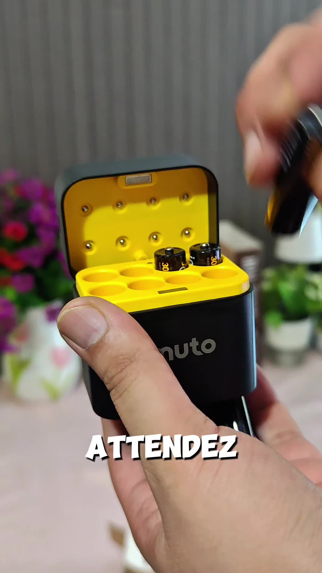 @mobobax