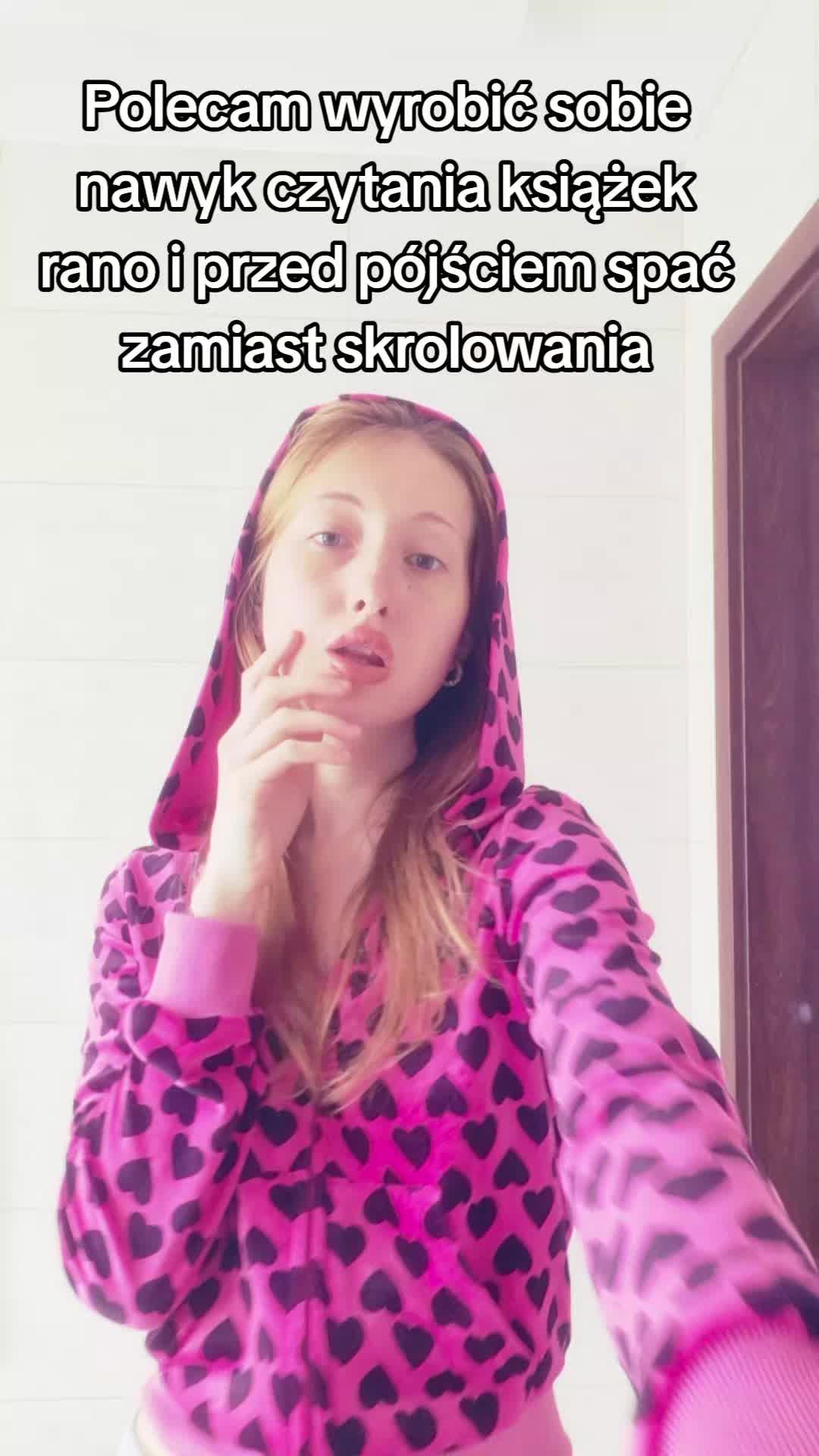 @amelianital
