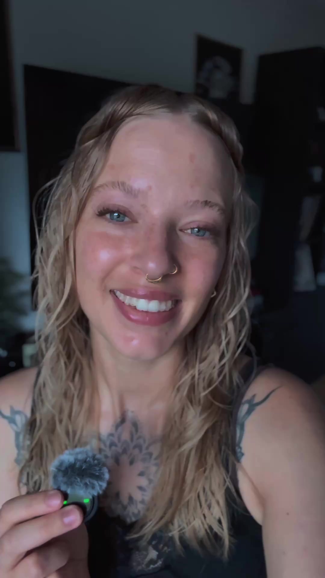 @moshshelle