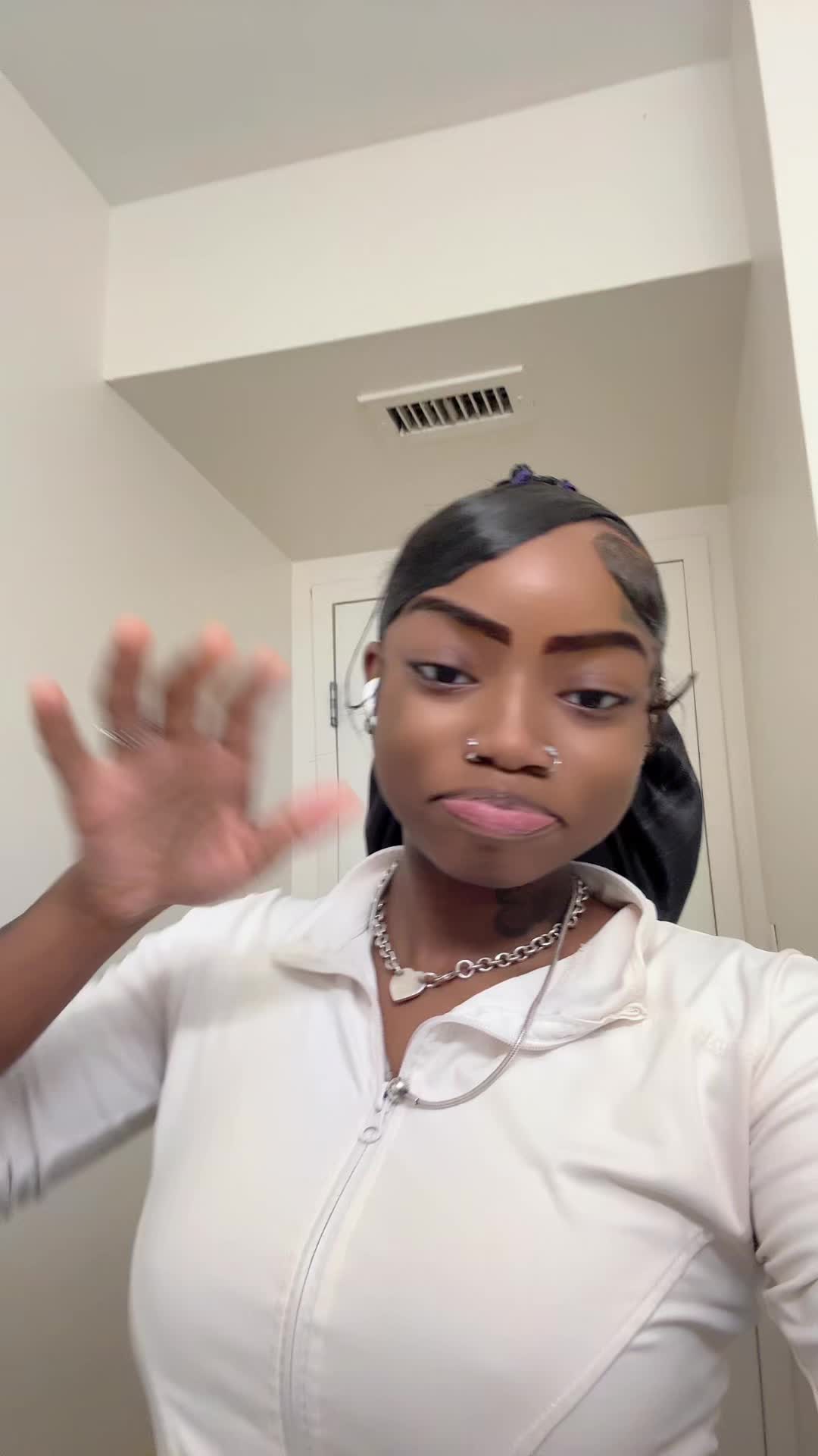 @Eashaa🦋