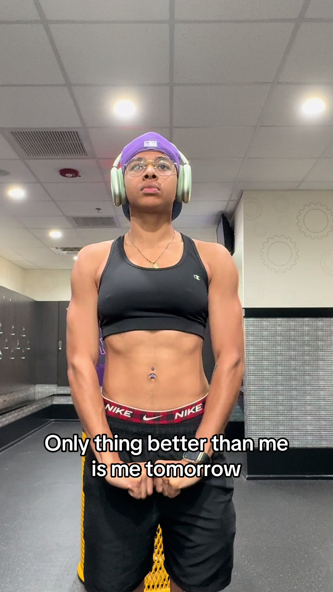 @B👑