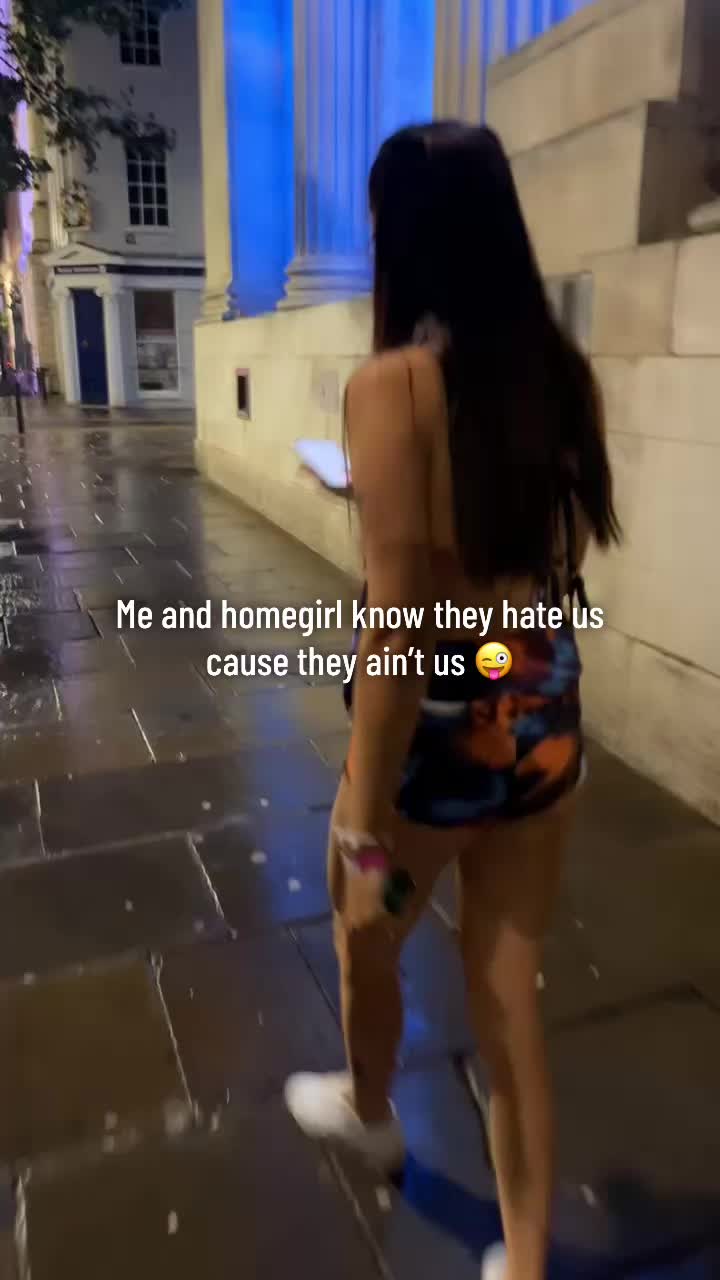 @CourtsxSienna