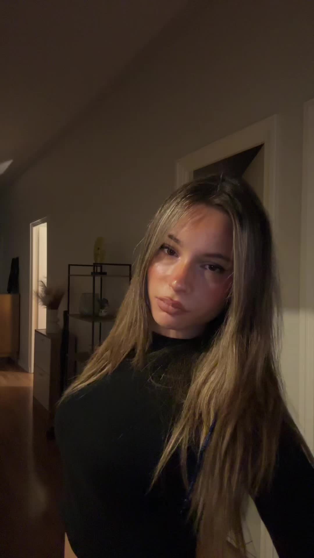 @lo