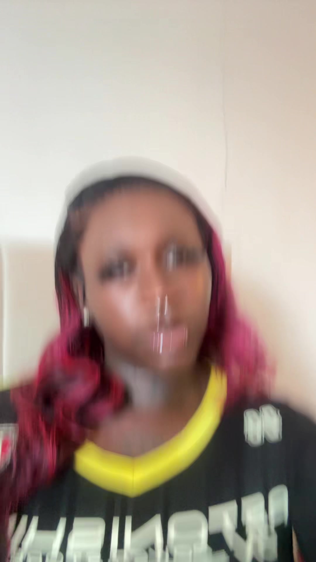 @IAMREIGNDOLLL