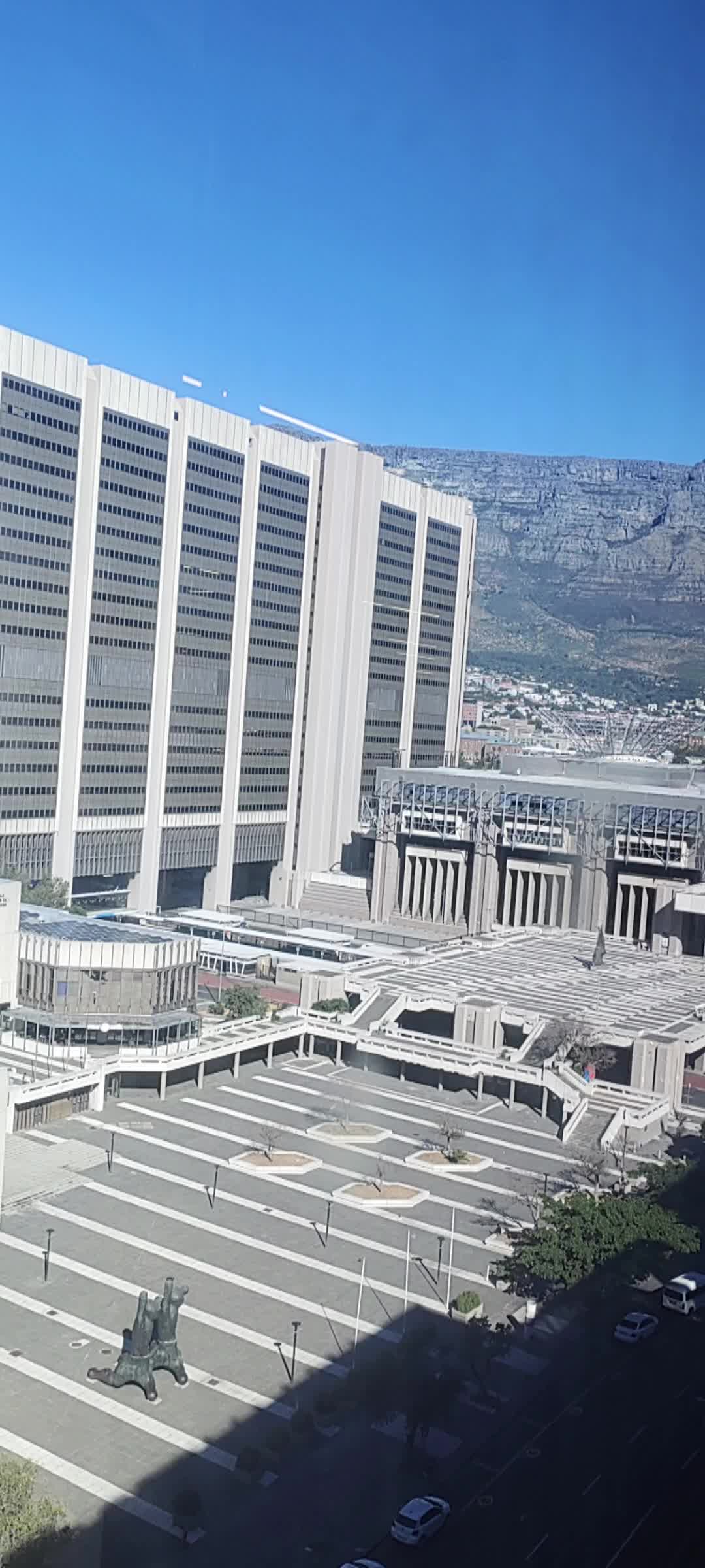 @Lu_26🇿🇦