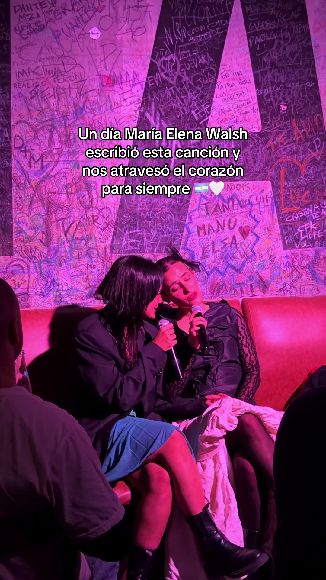 @Mora Navarro