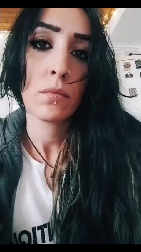 @LadyWolfBlack🐺
