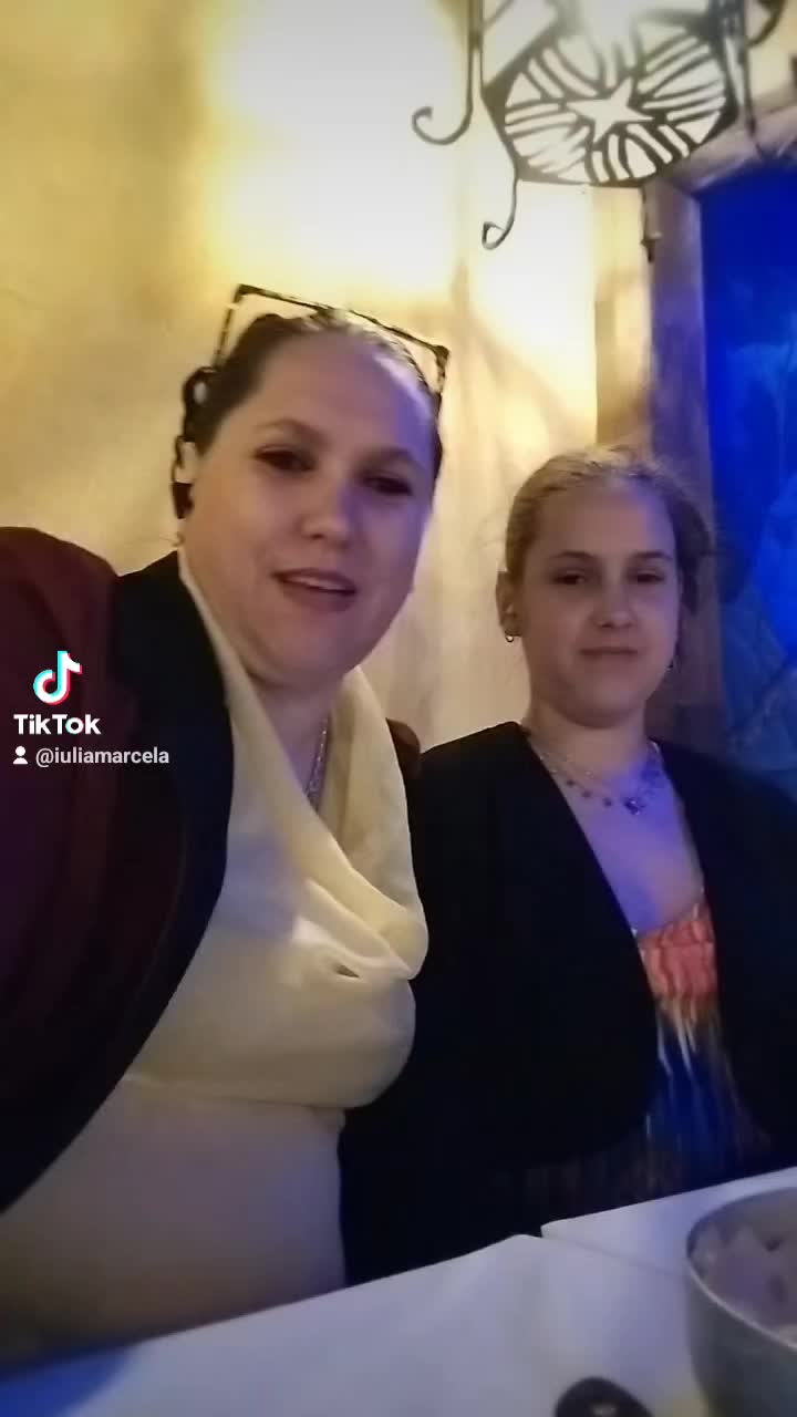 @iuliamarcela