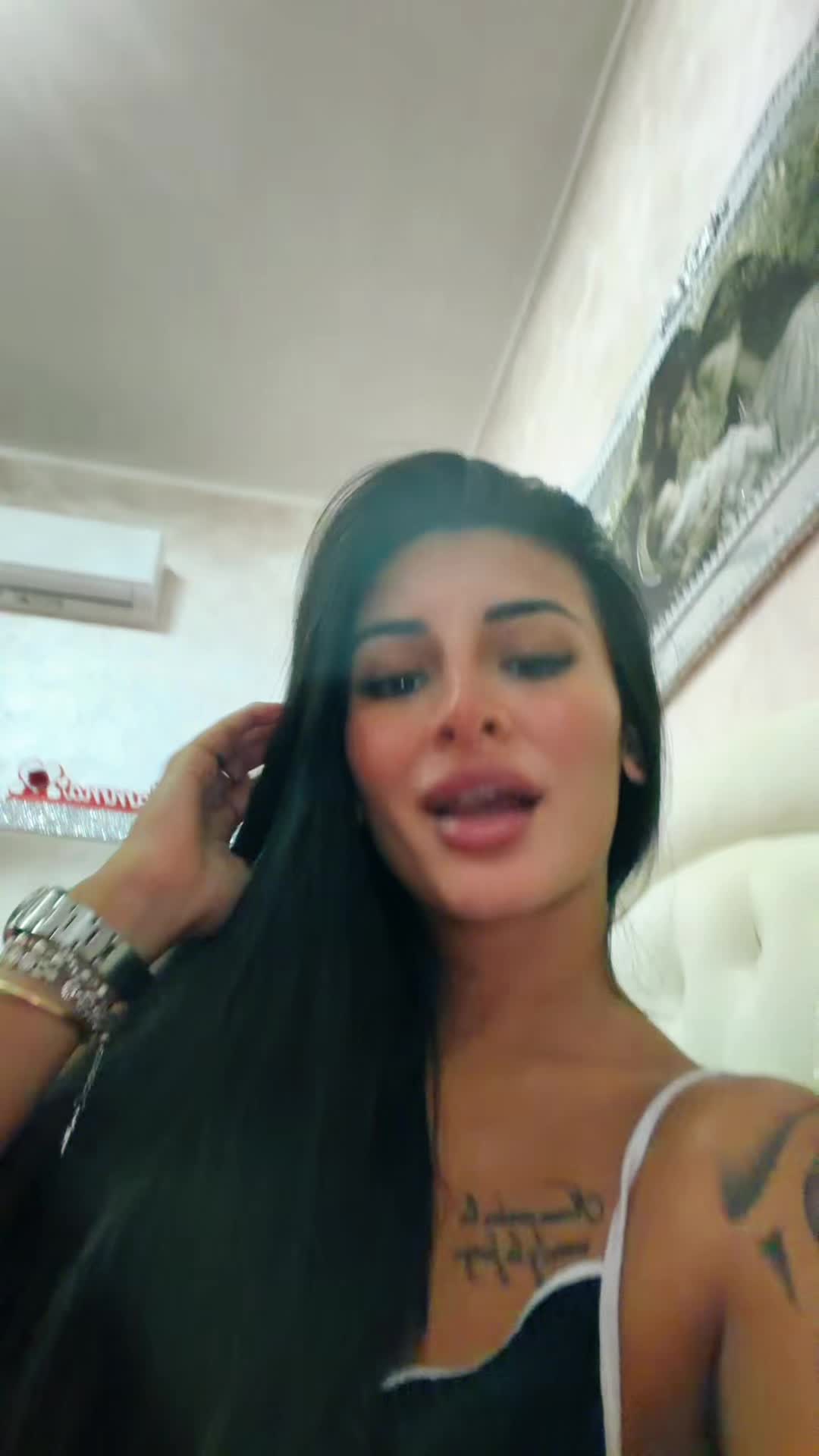 @Sarashakira