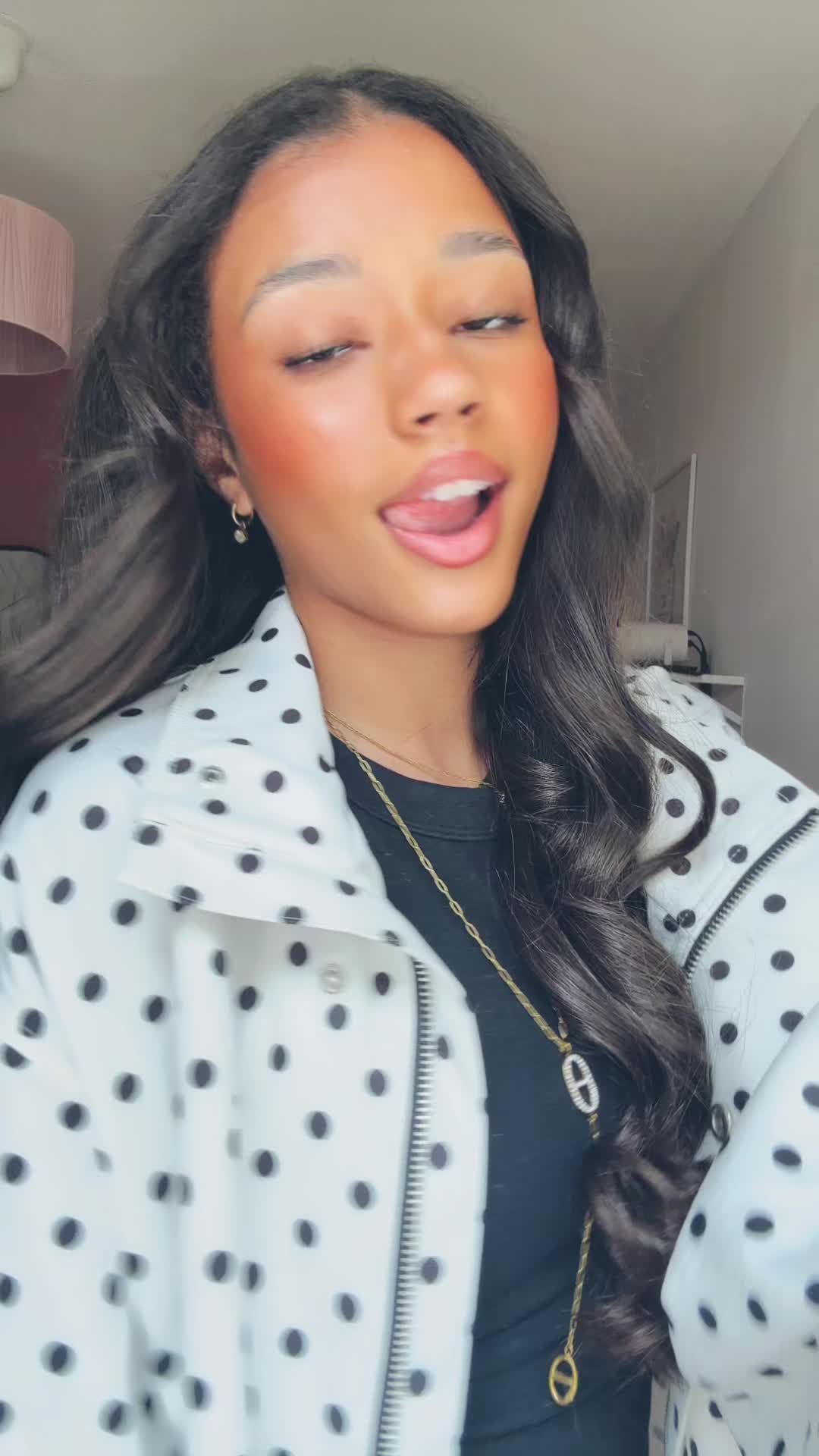 @𝓁𝒾𝓁𝒾𝑒