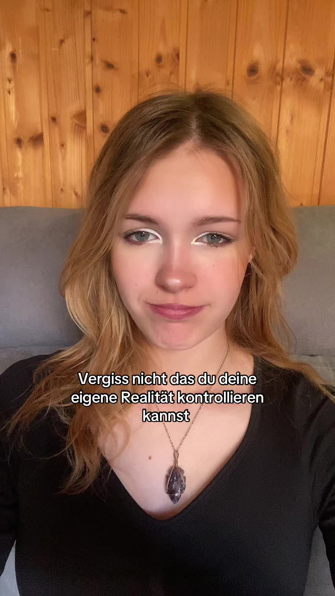 @lara_luv222