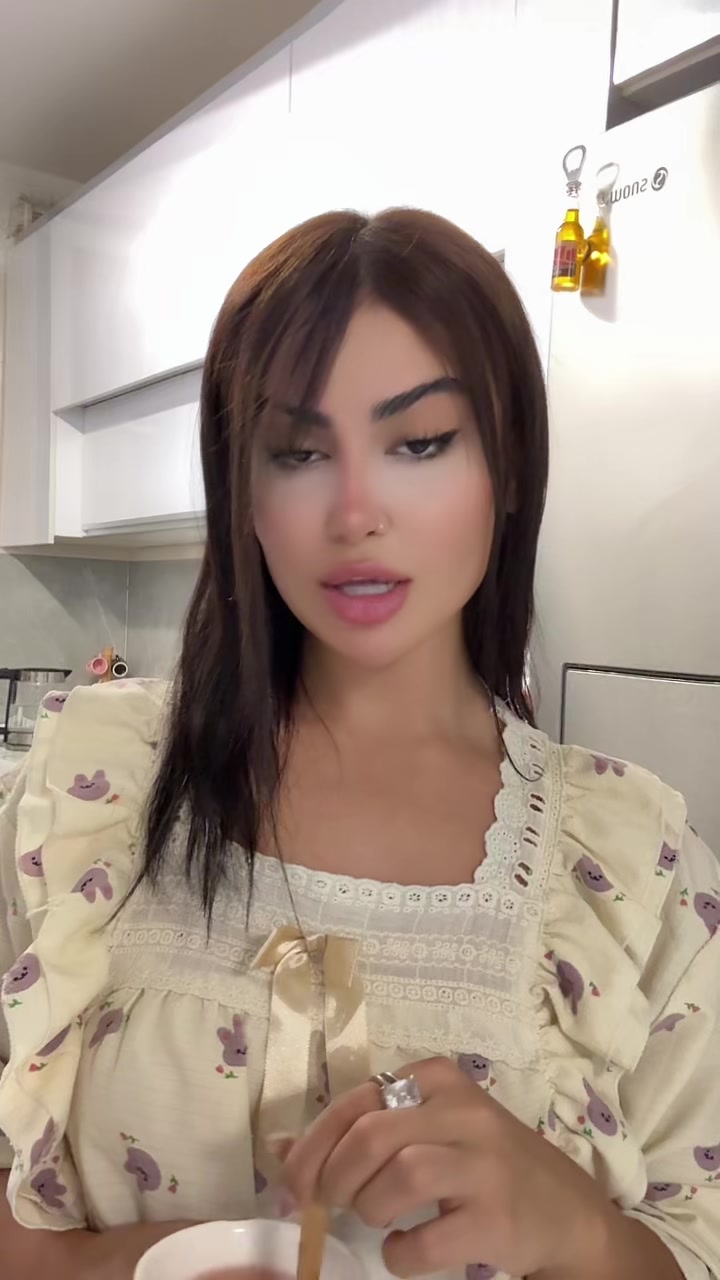 @Mellinyx