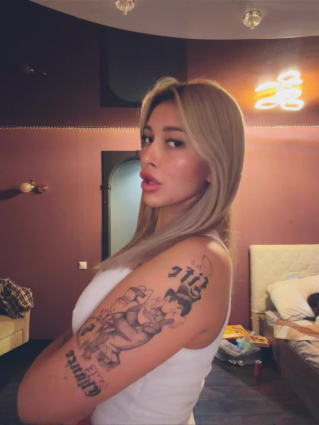@Lina.age