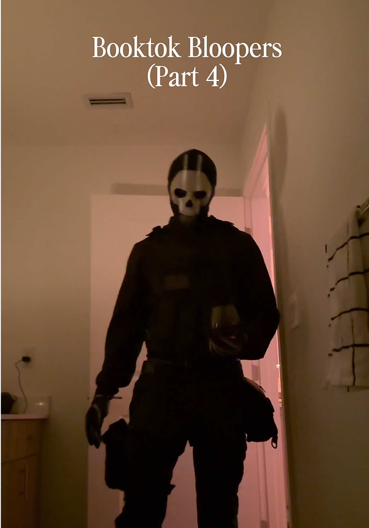 @V-DΛY