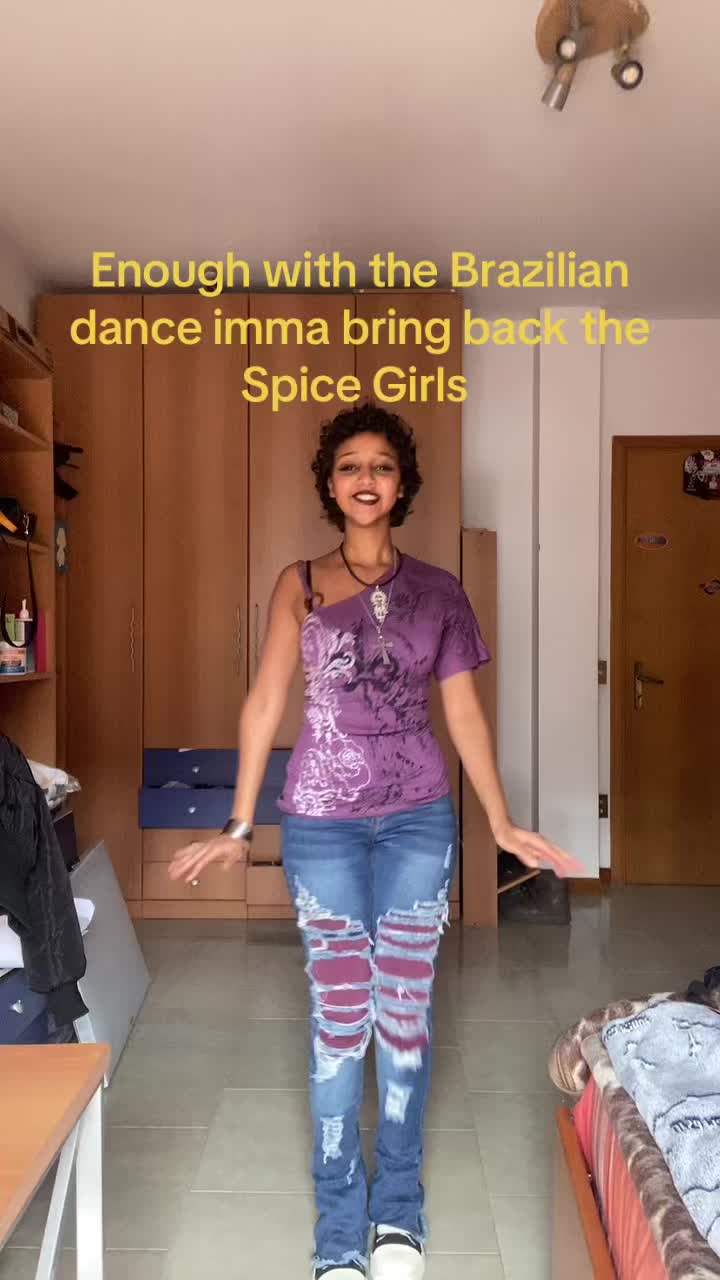 @In_daiana_jones