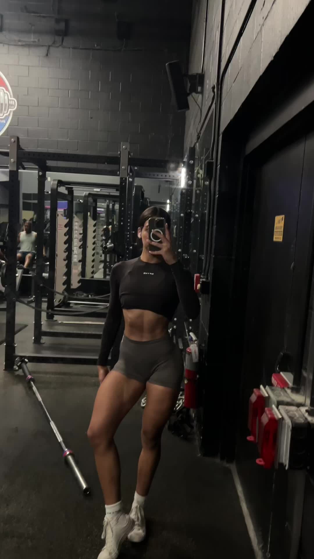 @zeynah🪽