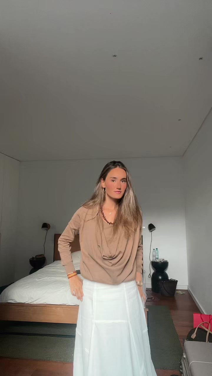 @Elenacadaavid