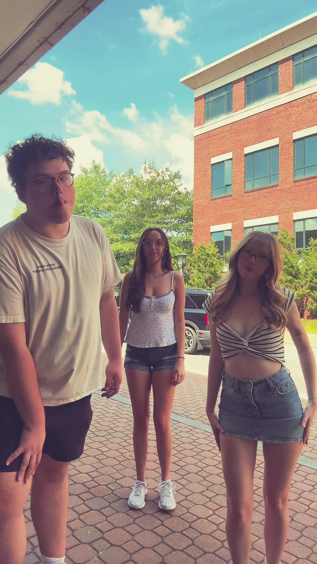 @abislay69