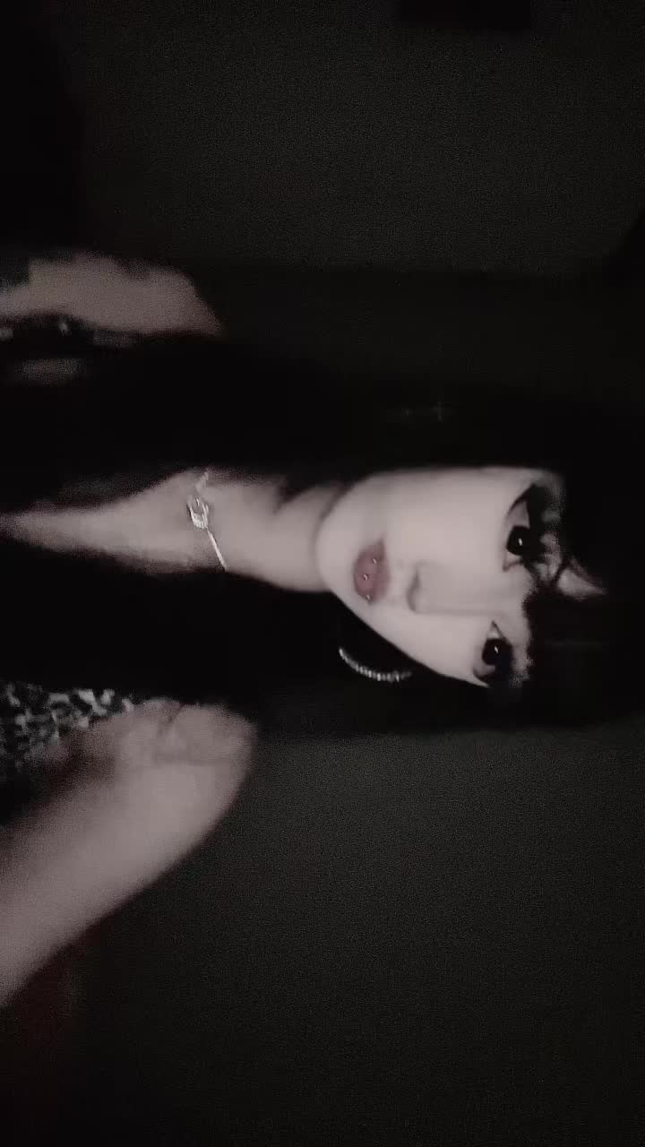 @๐๐ง๐ง๐๐ชฝ