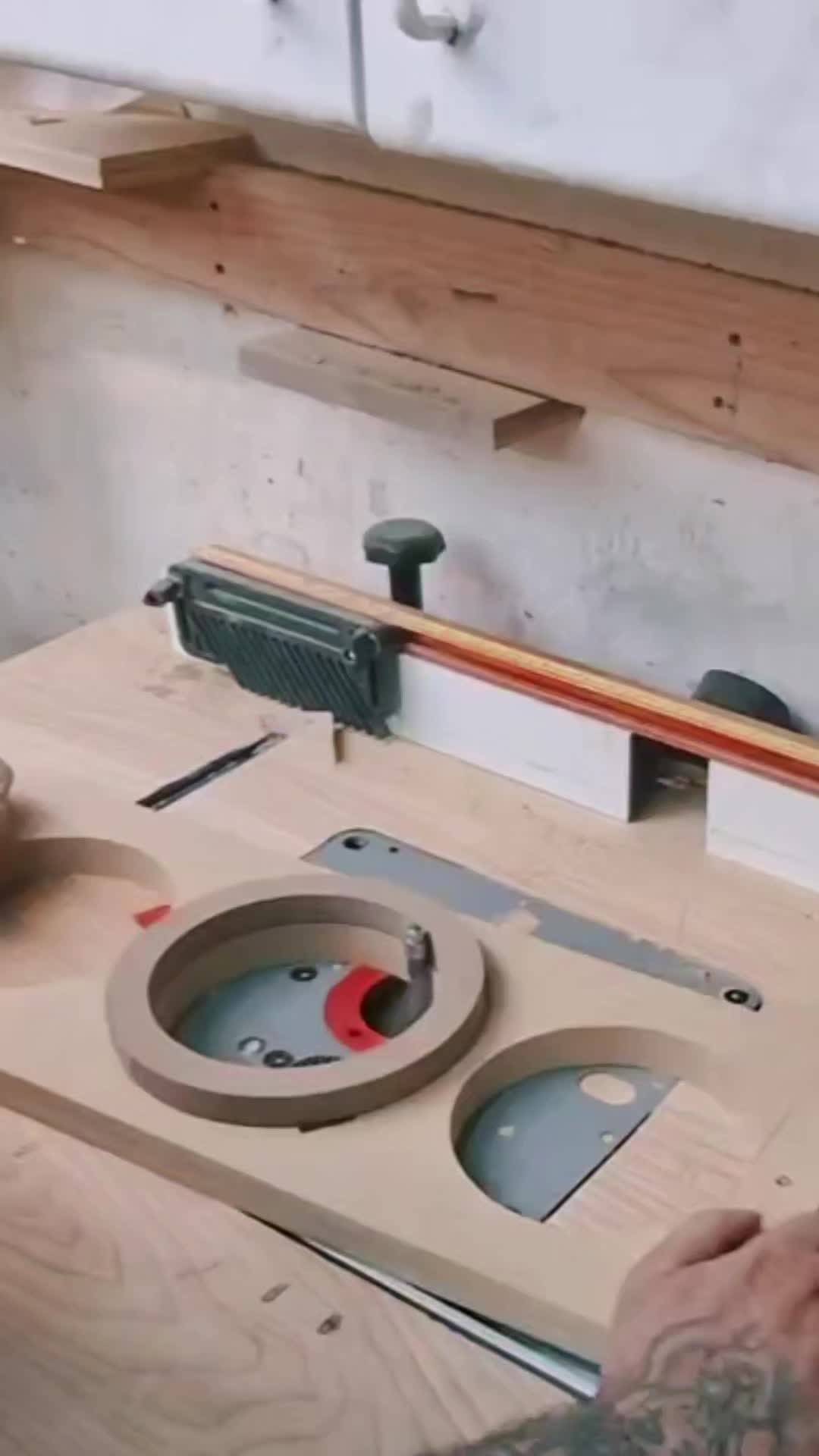 @KeepItPushinWoodwork