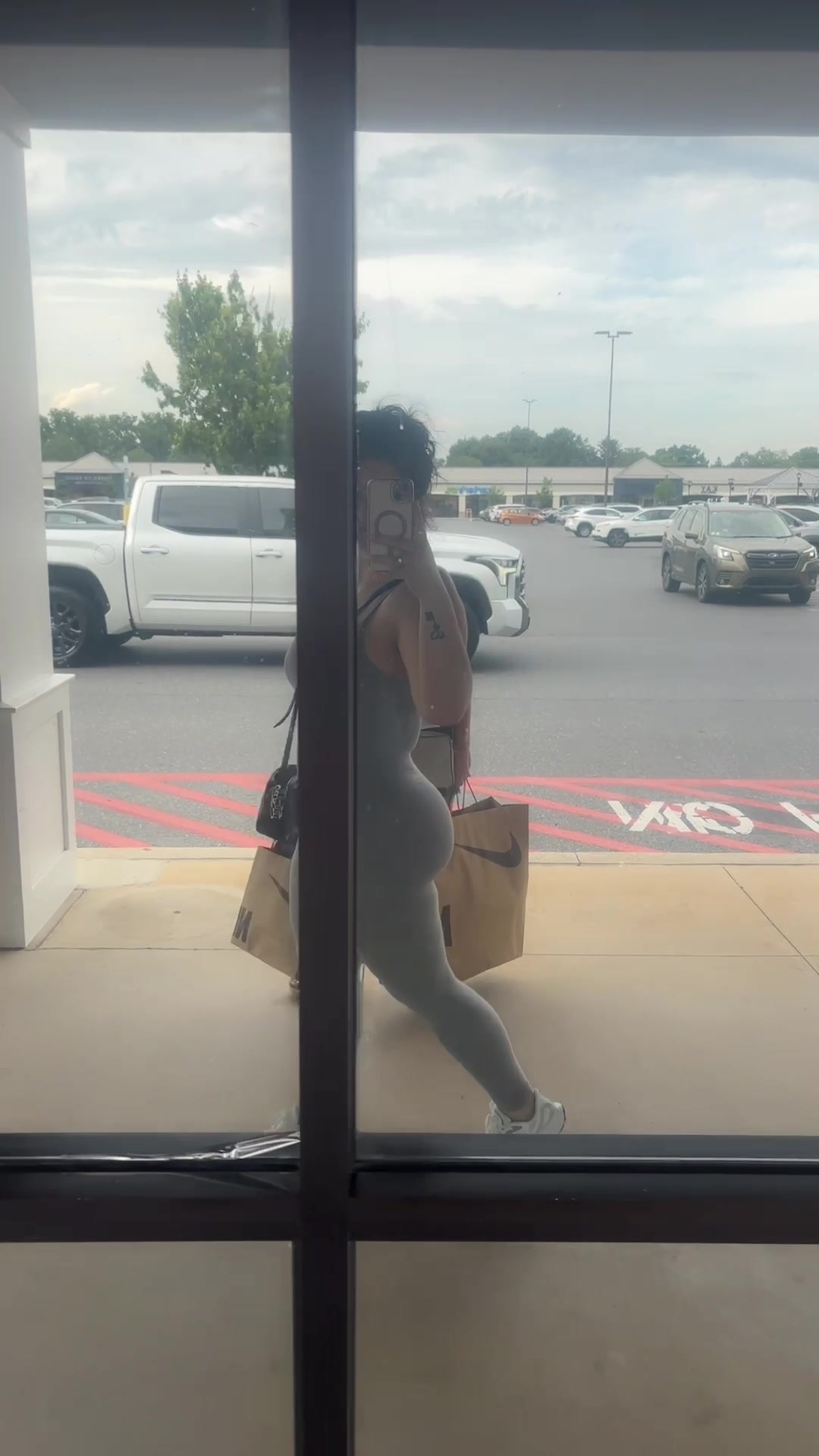 @Vi_Love_