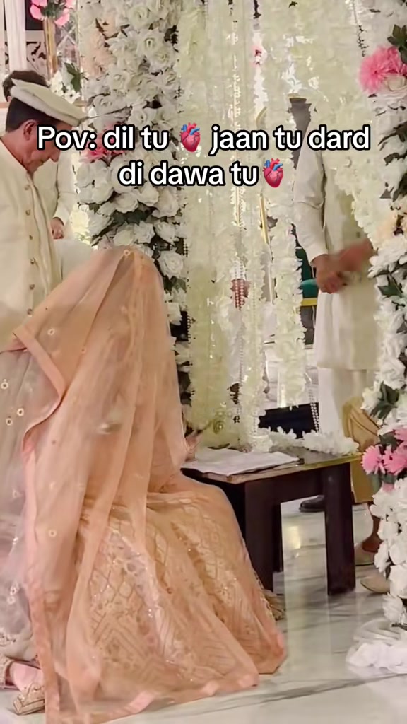 @amnah khan🦋