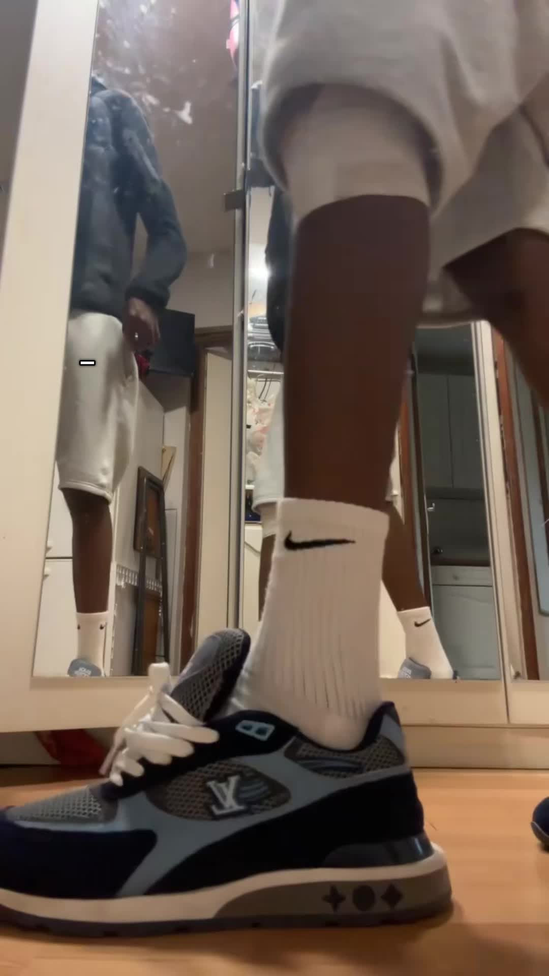 @Dr.elai🏄🏾♂️