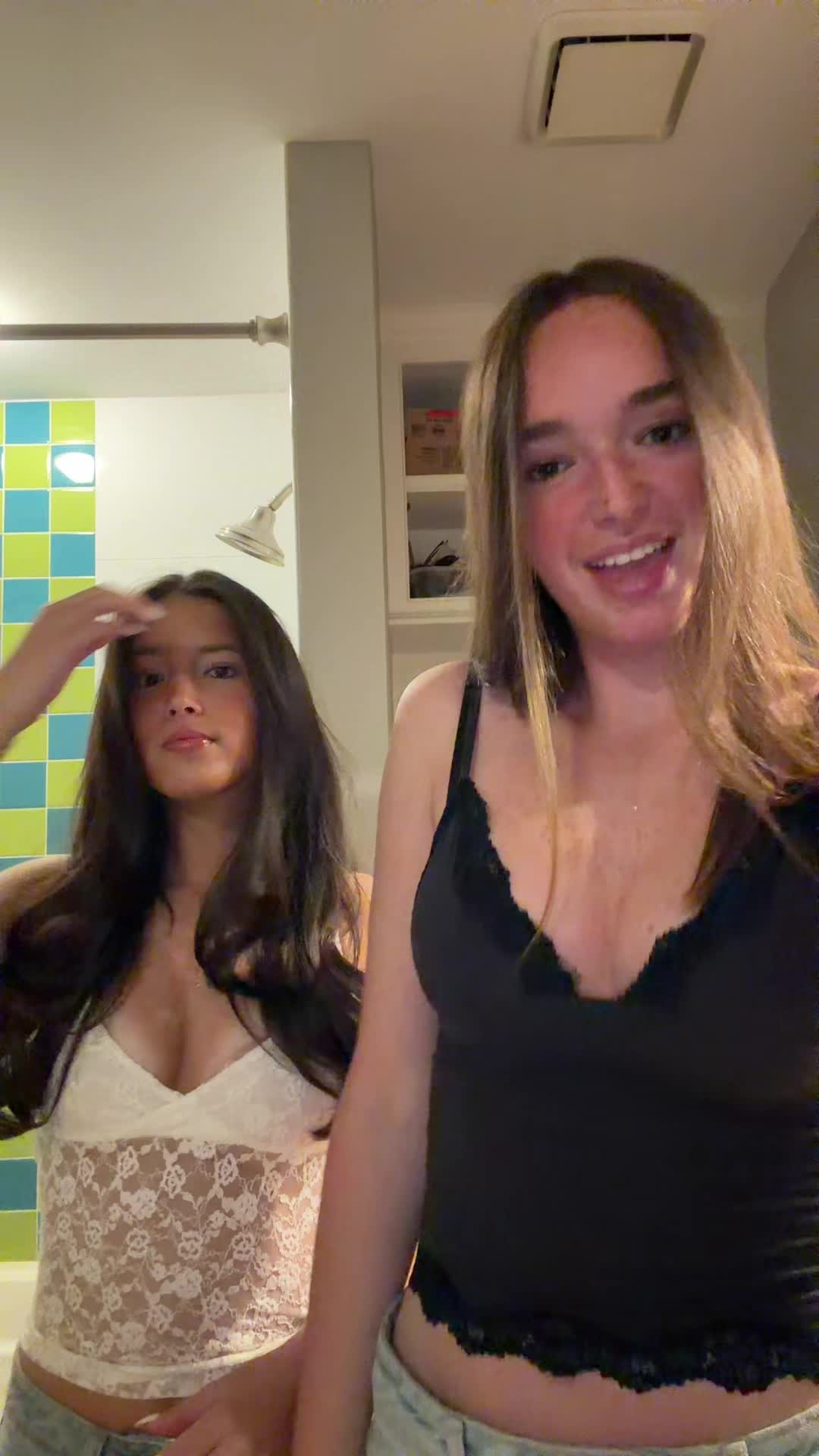 @clarawhalenn