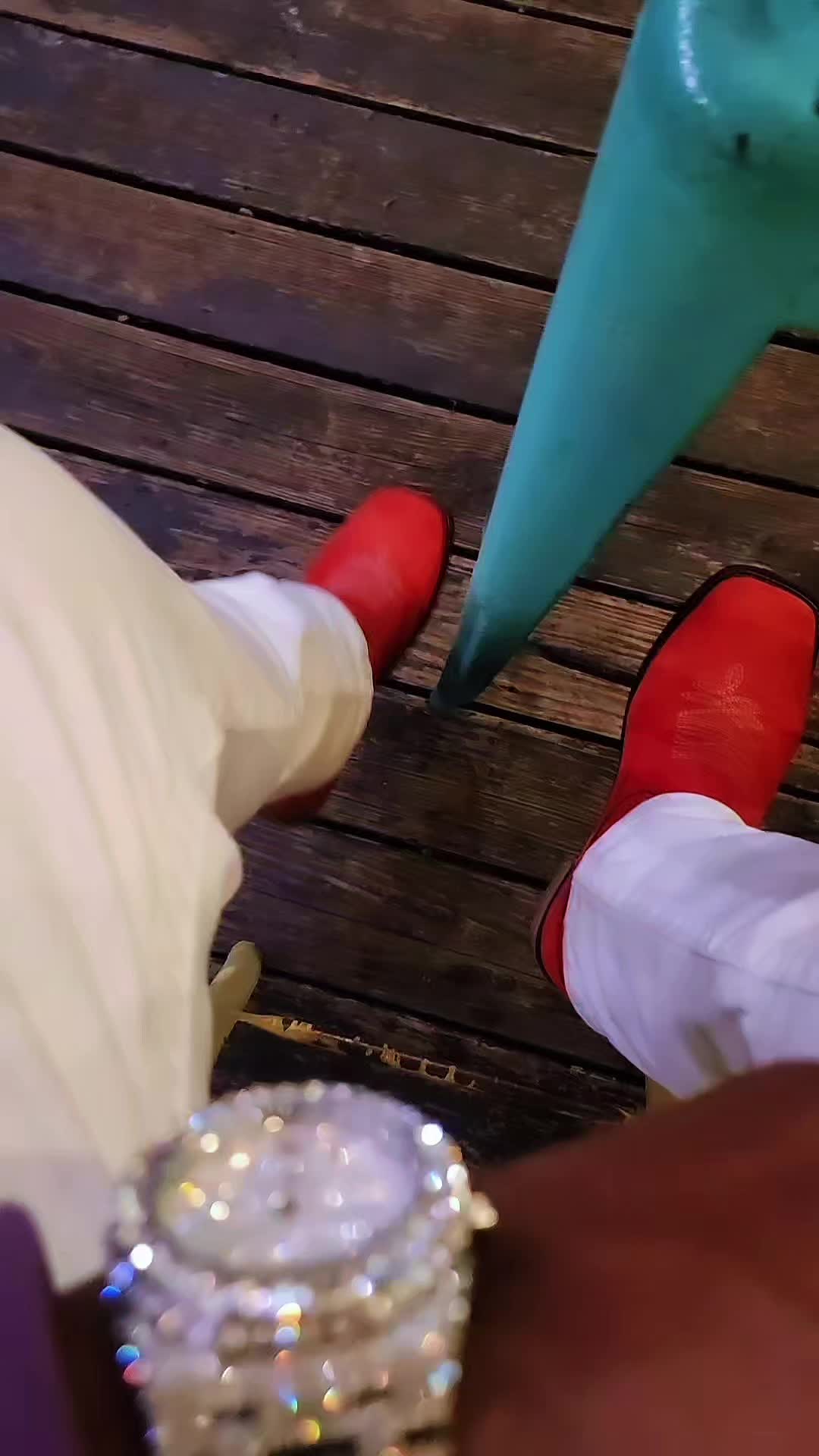 @meanzinni