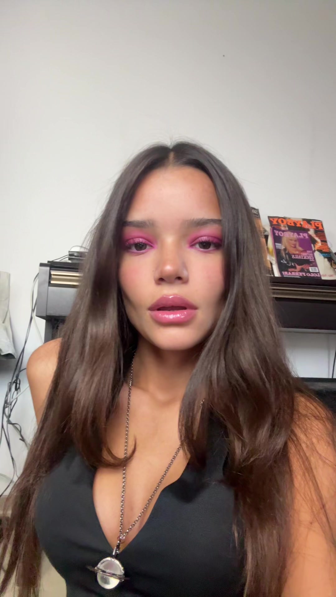 @modelazrajones