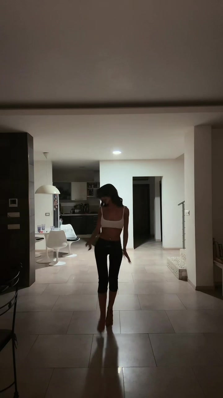 @valebonni