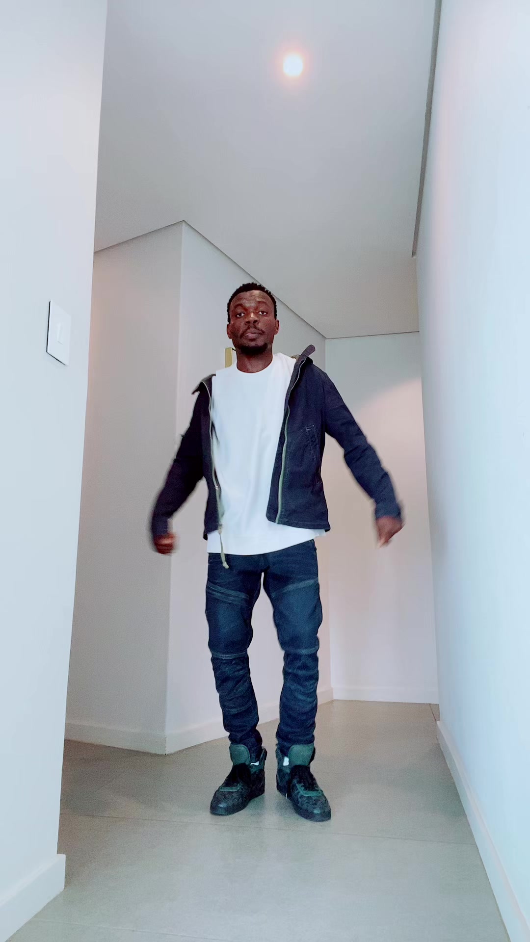 @X_femi09
