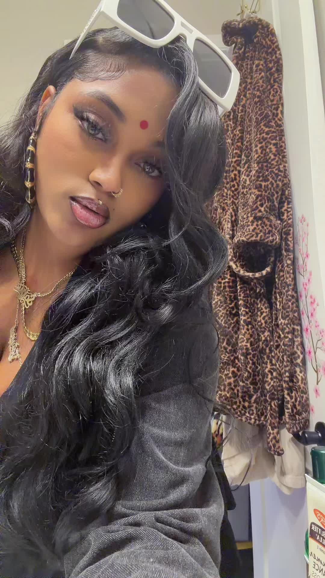 @Sheprettymoody